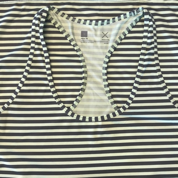 Xersion semi-fit exercise tanks (2) - Picture 2 of 4